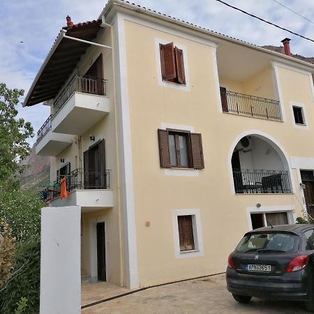 Apartment Theodoros Leonidio Ngoại thất bức ảnh