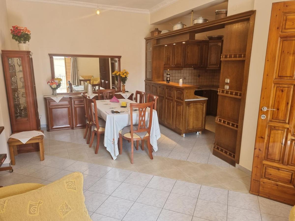Apartment Theodoros Leonidio Ngoại thất bức ảnh