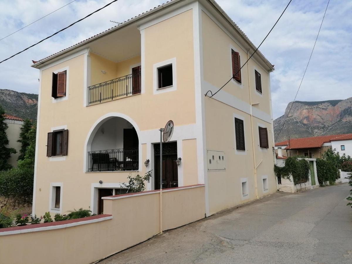 Apartment Theodoros Leonidio Ngoại thất bức ảnh