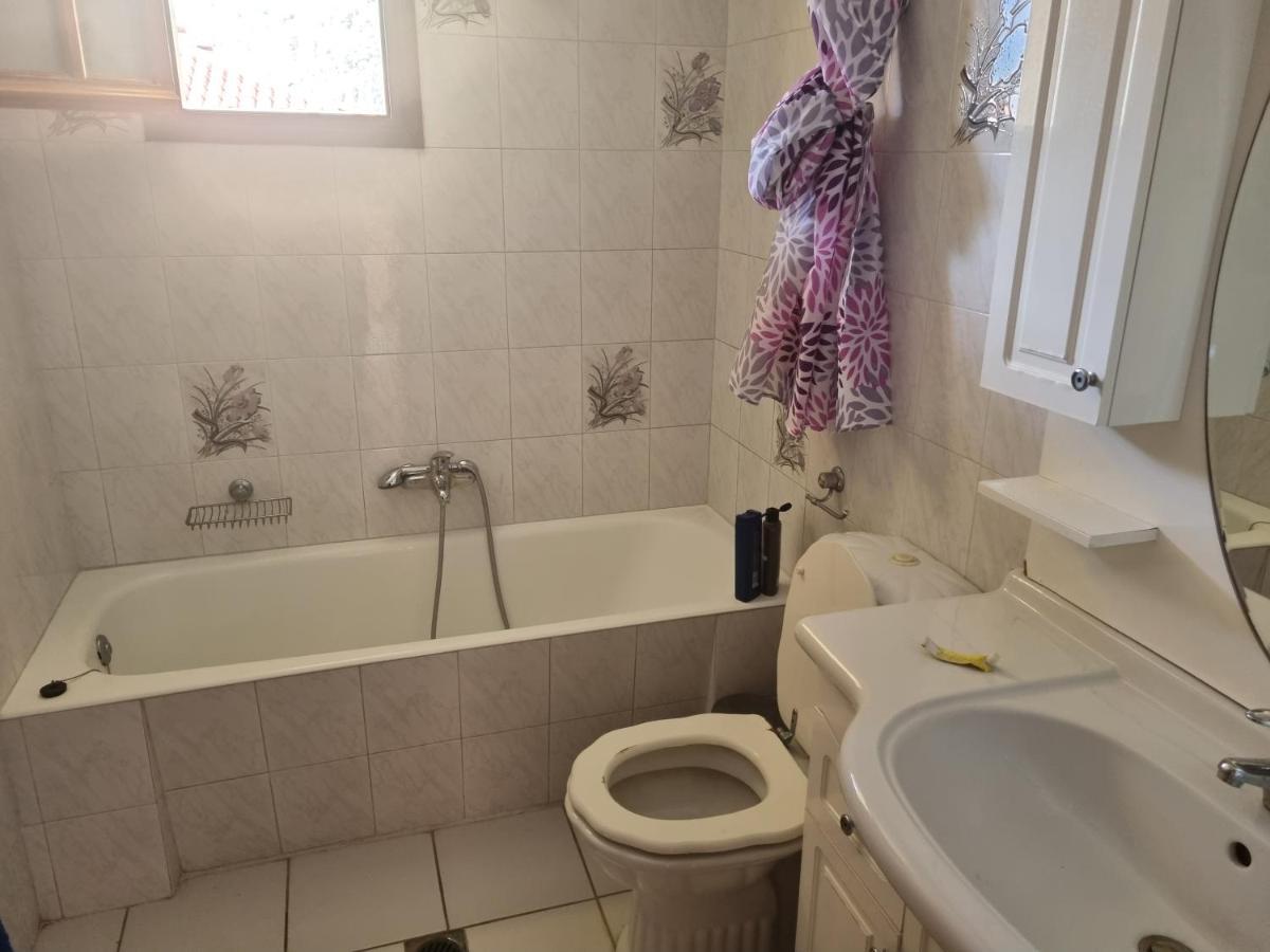 Apartment Theodoros Leonidio Ngoại thất bức ảnh